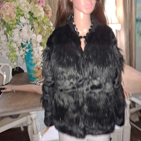 Zara Jackets & Blazers - Gorgeous 😍  ZARA furry jacket, size m